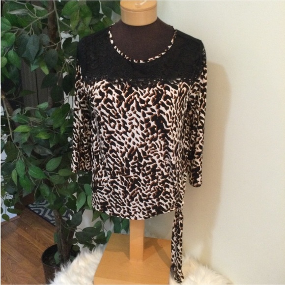 Cato side tie animal print 3/4 sleeve blouse Womans size Medium lace - Picture 1 of 15